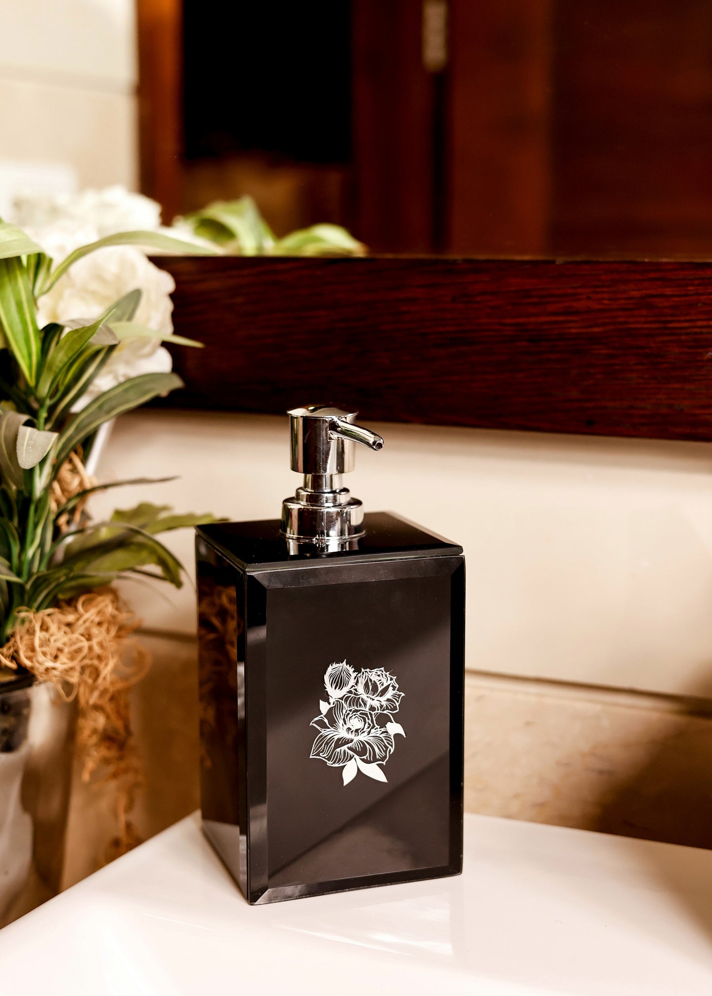 Tranquil Touch Bathroom Set (Black)