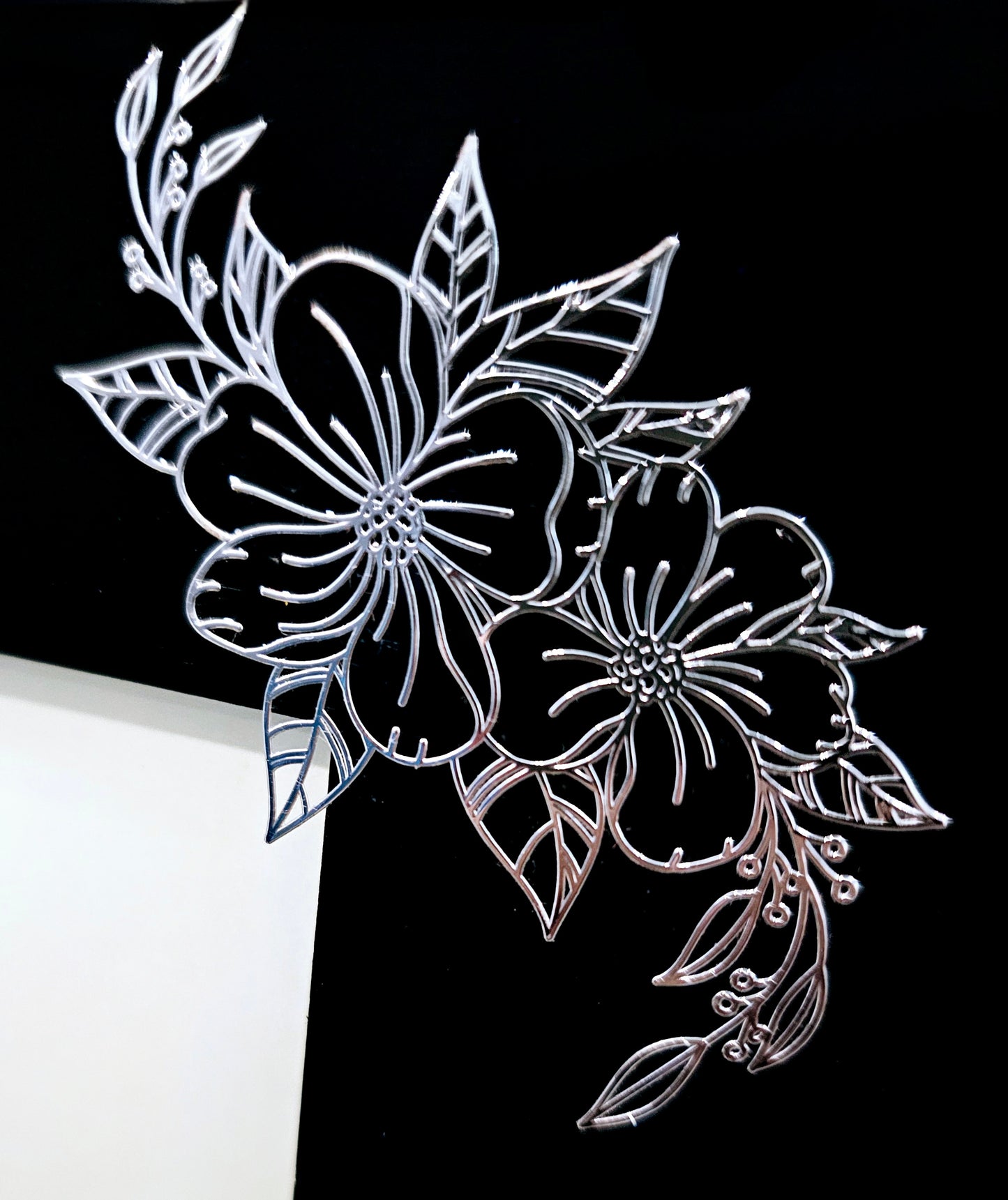 Black Metal Floral Photo Frame