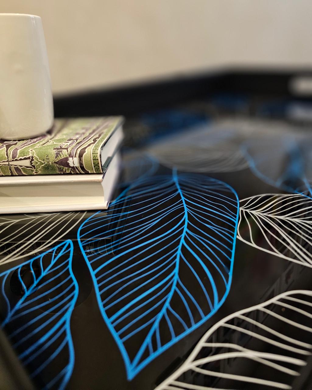 Sleek Serve Butler Tray (Black)