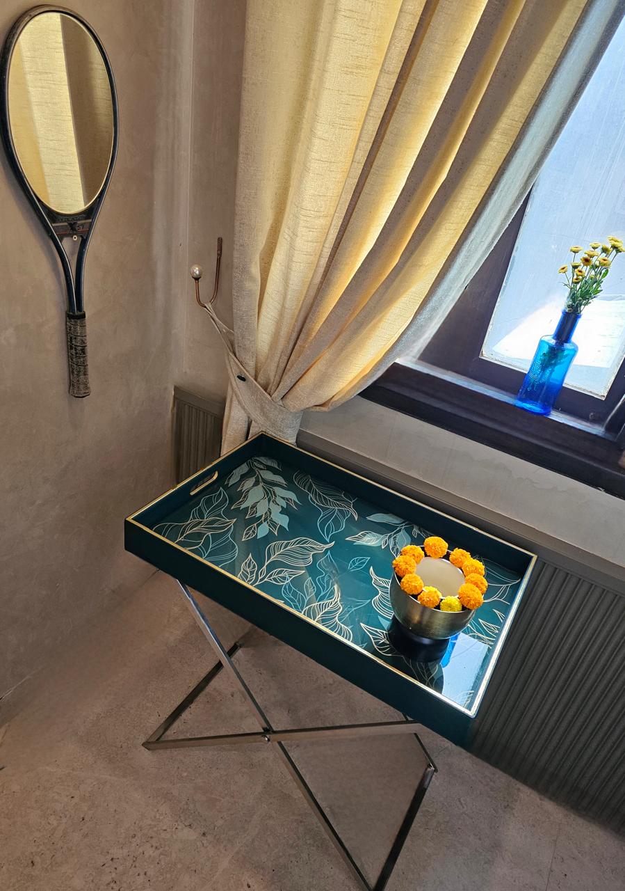 Sleek Serve Butler Tray (Green)